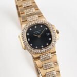 Patek Philippe Nautilus 4700/5 Yellow Gold Blue Diamond Dial - Image 3