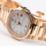 Patek Philippe Nautilus 7010/1R-011 'Ladies' Rose Gold Silver Dial Diamond Bezel Quartz (2019) - Image 2