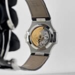Patek Philippe Nautilus 5726A-001 Annual Calendar Moon Phases (2024) - Image 3