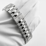 Patek Philippe Nautilus 5712/1A-001 Stainless Steel Blue Dial Moon Phases (2023) - Image 2